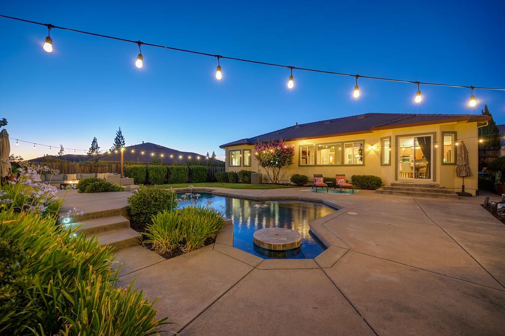 1669 Gallinger Court