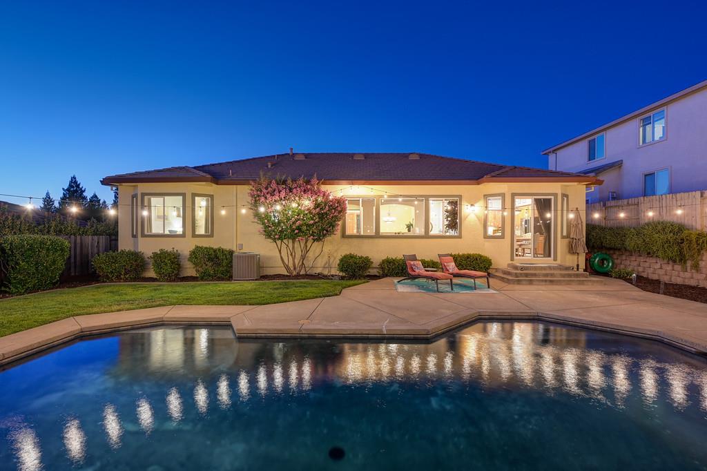 1669 Gallinger Court