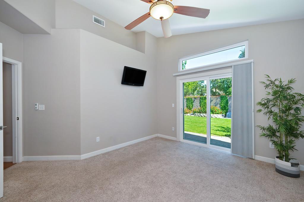 110 Larkin Circle