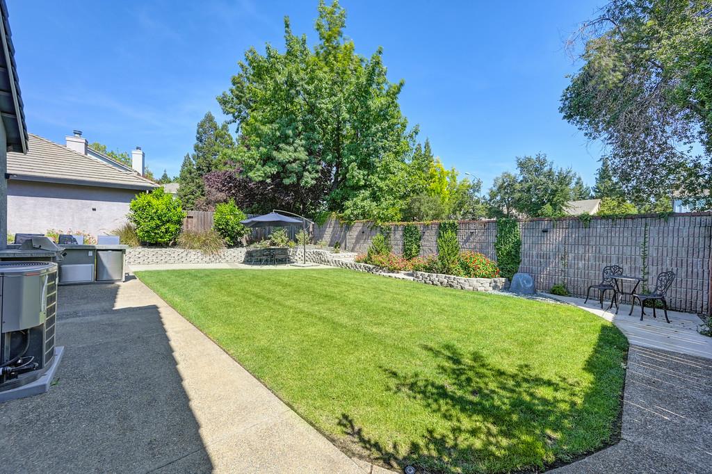 110 Larkin Circle