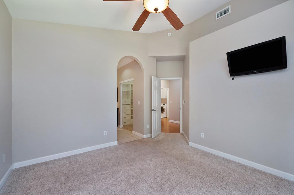 110 Larkin Circle