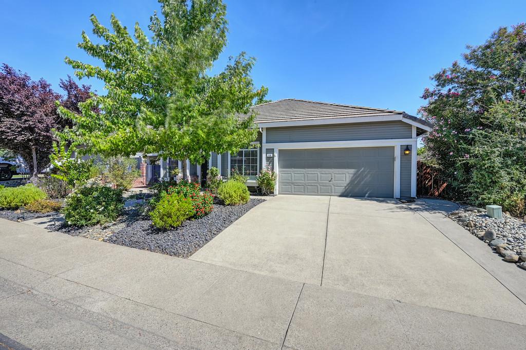 110 Larkin Circle