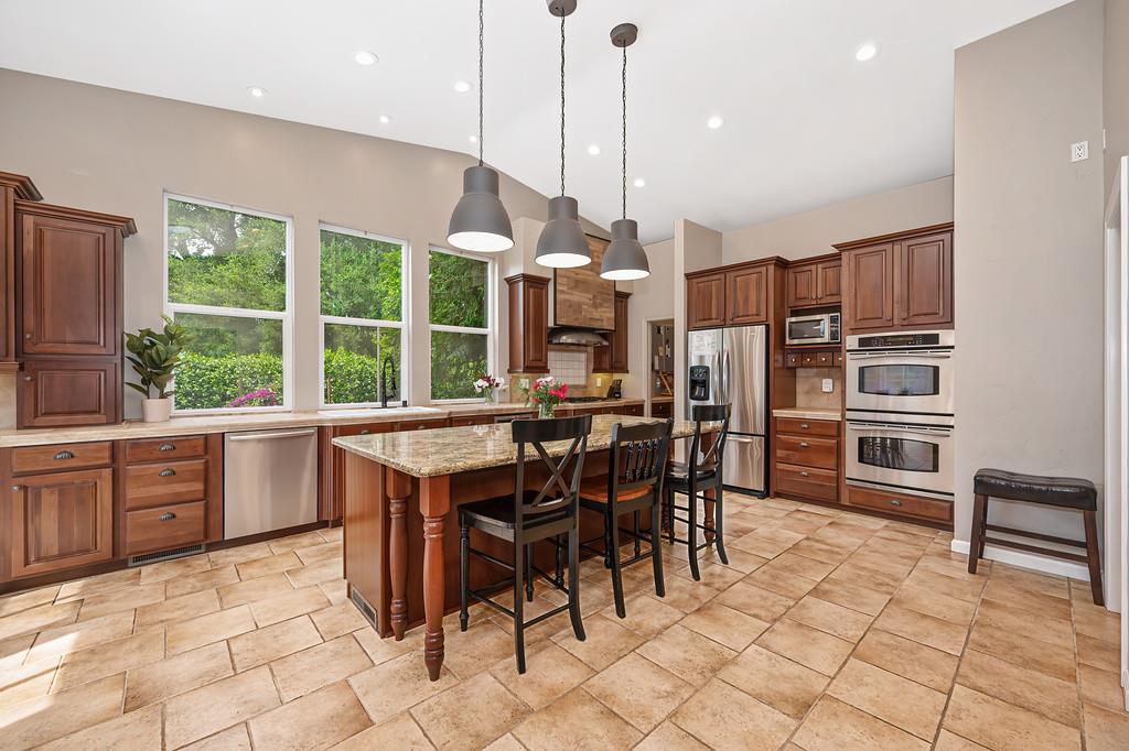 325 Diamond Oaks Road