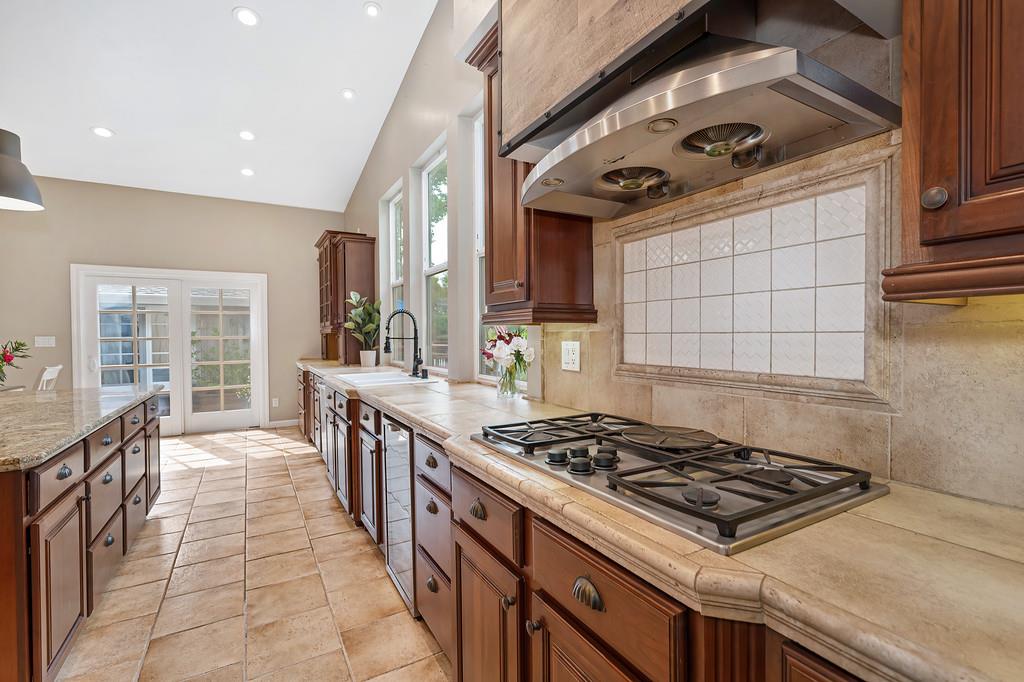 325 Diamond Oaks Road