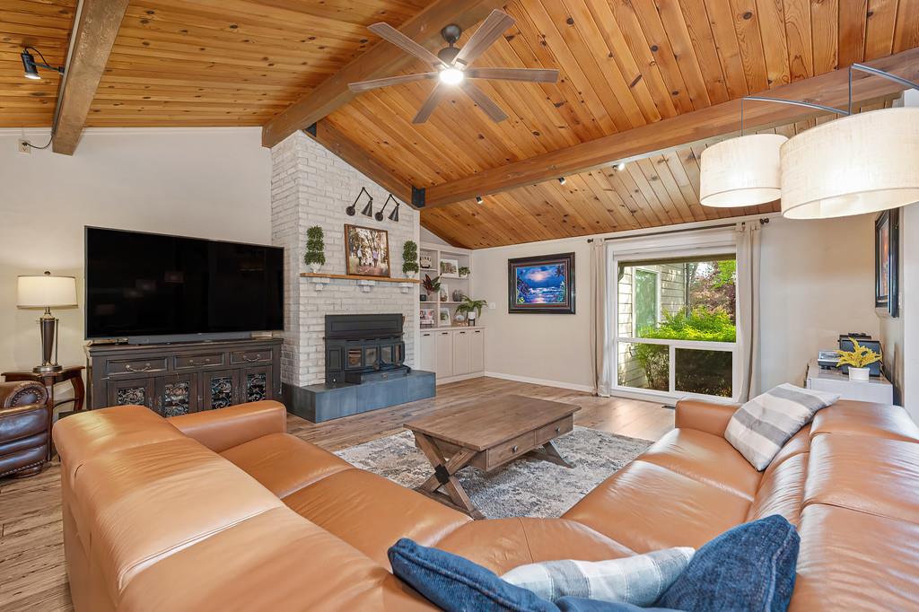 325 Diamond Oaks Road