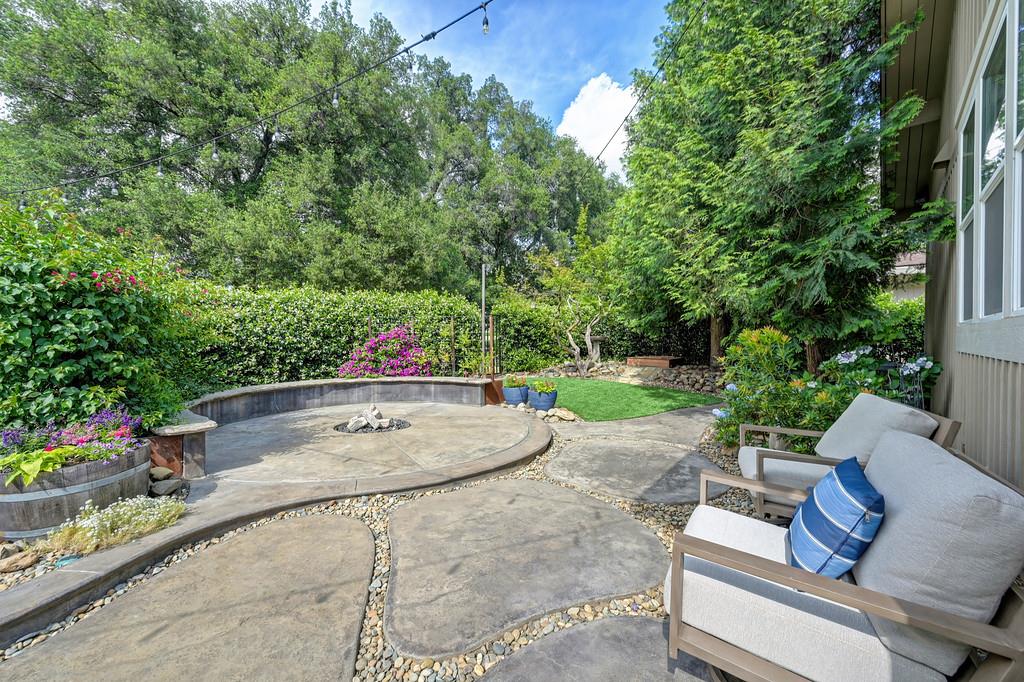 325 Diamond Oaks Road