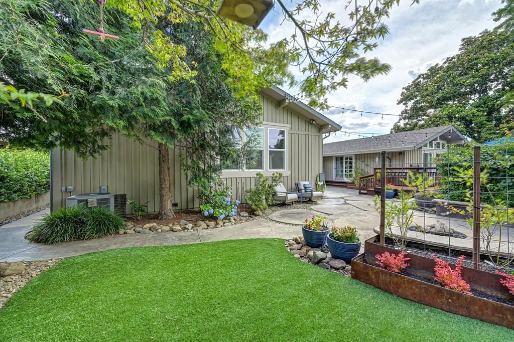 325 Diamond Oaks Road