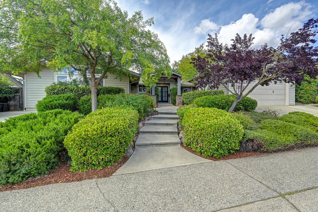 325 Diamond Oaks Road
