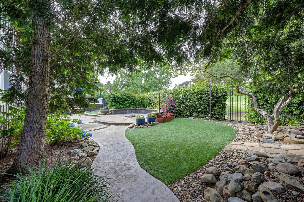 325 Diamond Oaks Road