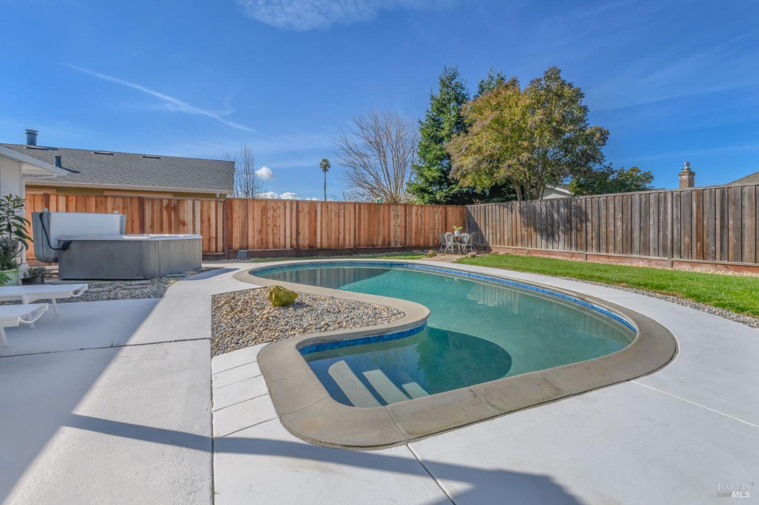 2013 Harrison Street