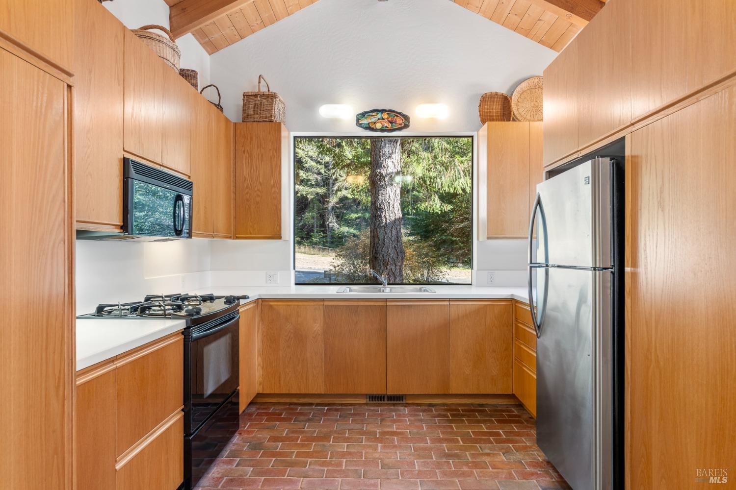 42200-42230 Deer Trail Trl