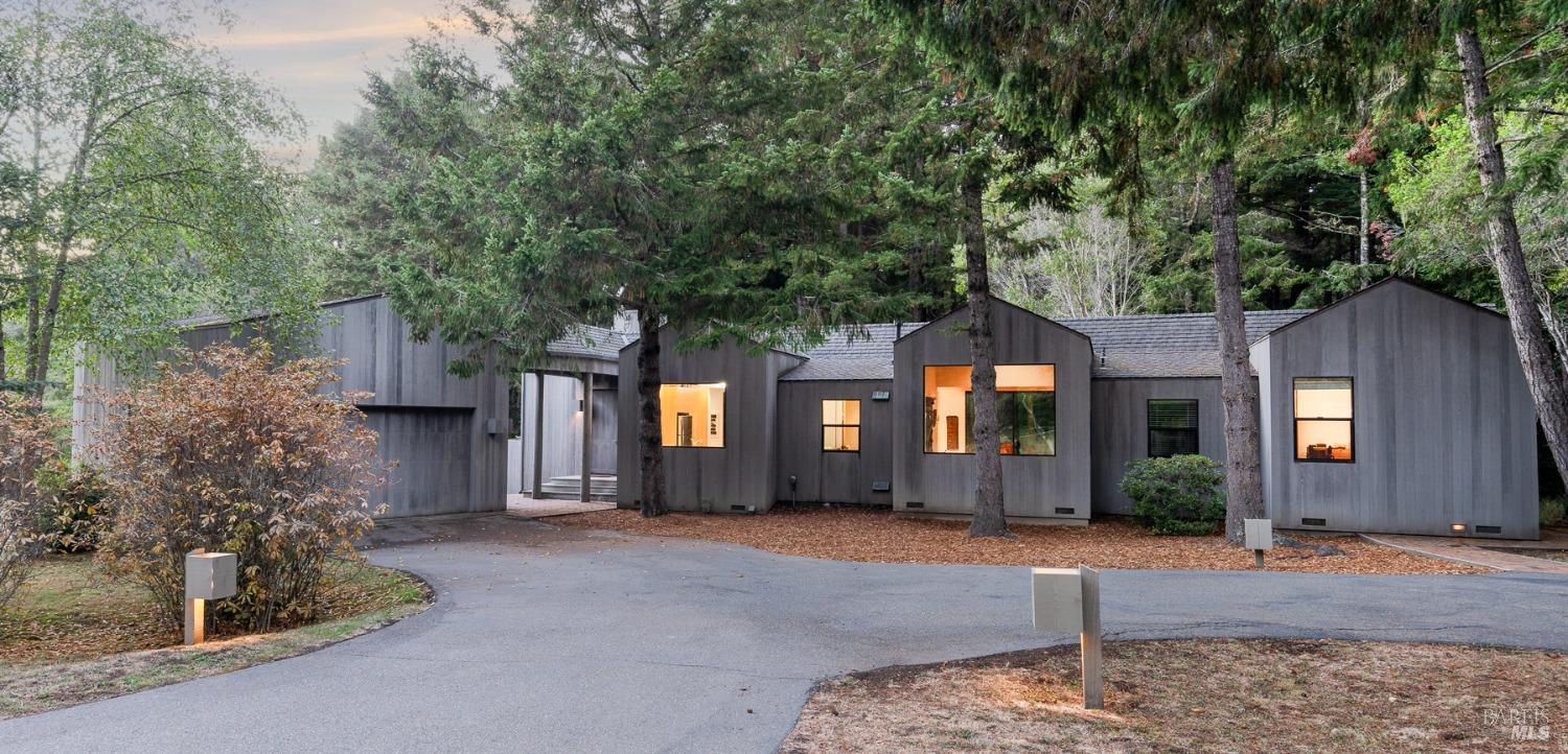 42200-42230 Deer Trail Trl