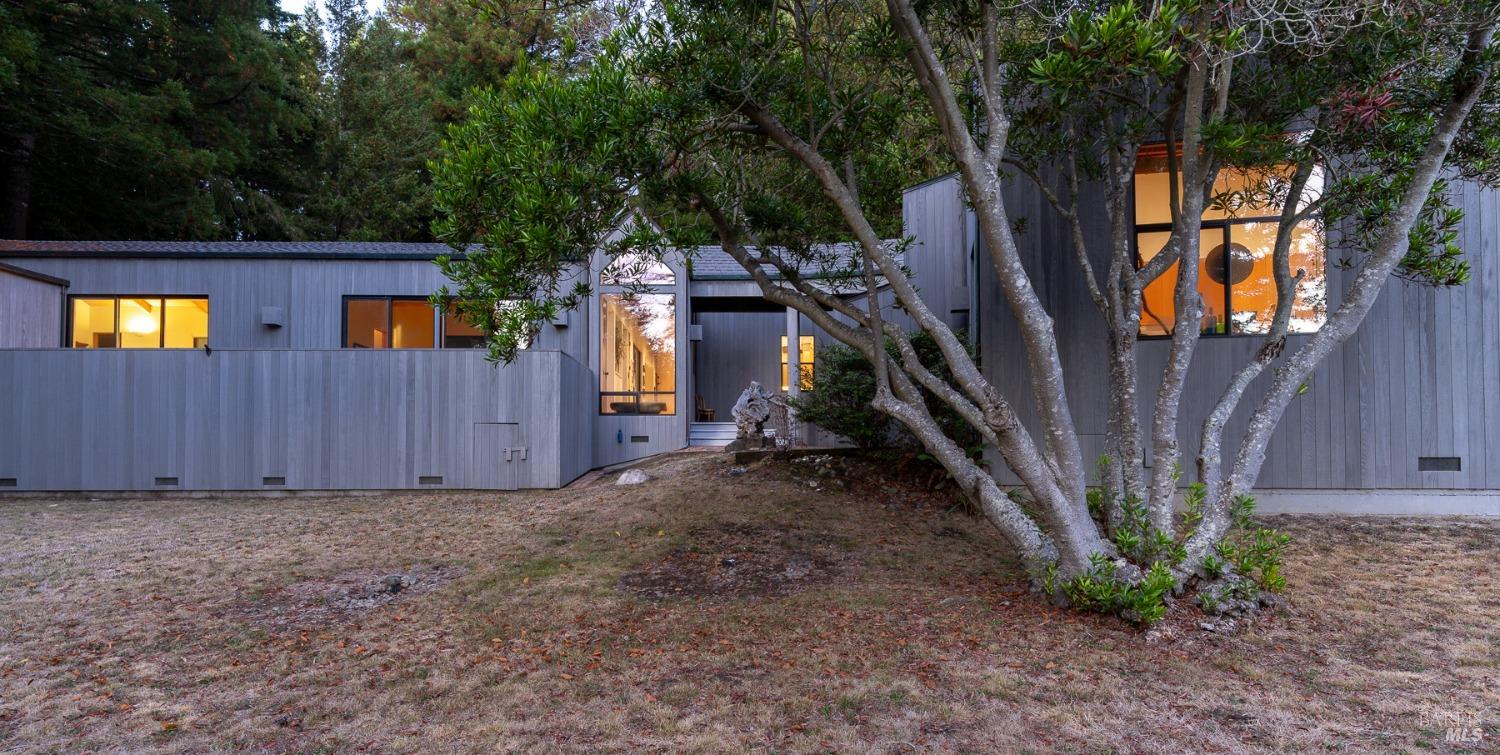 42200-42230 Deer Trail Trl