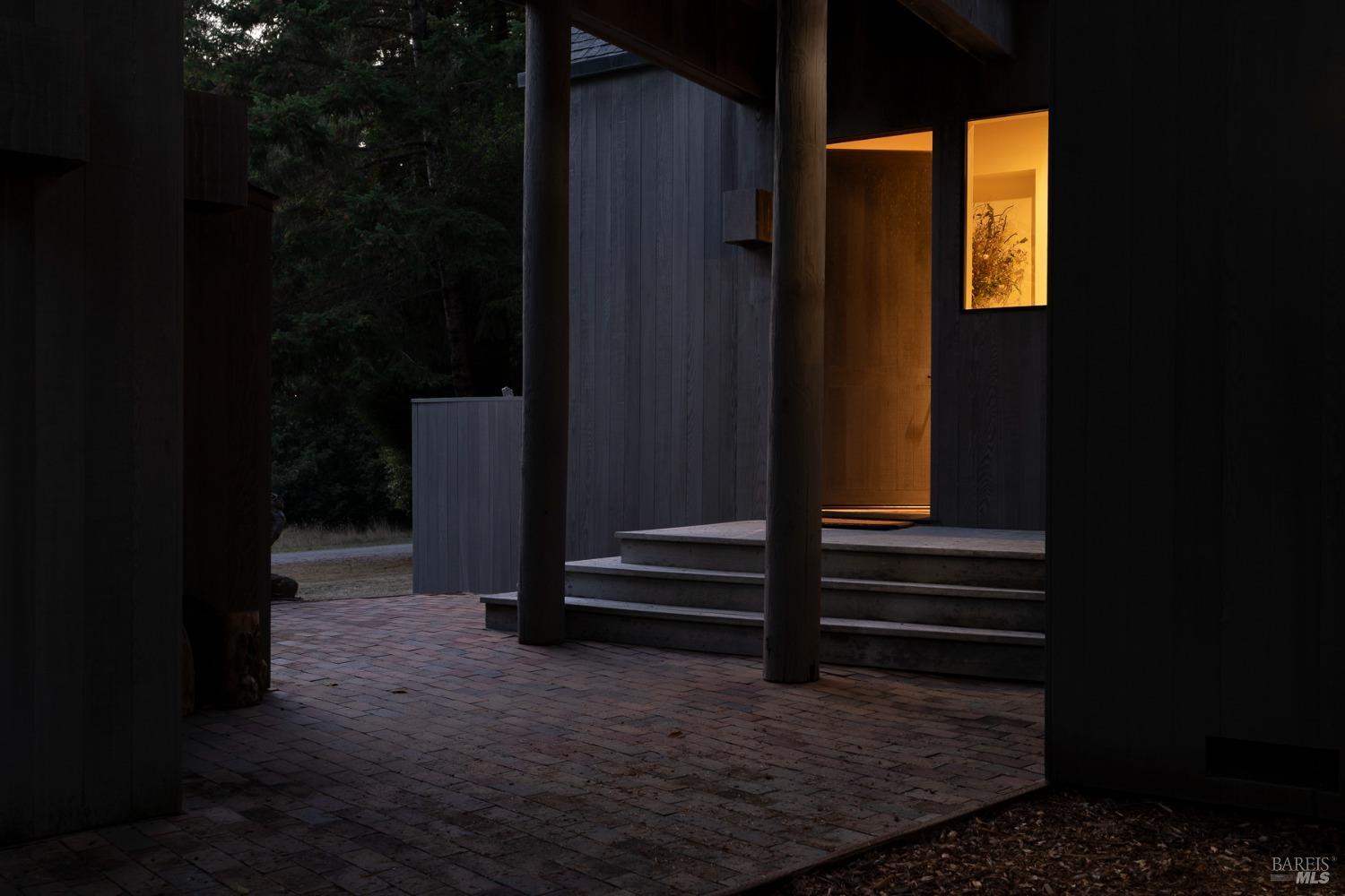 42200-42230 Deer Trail Trl