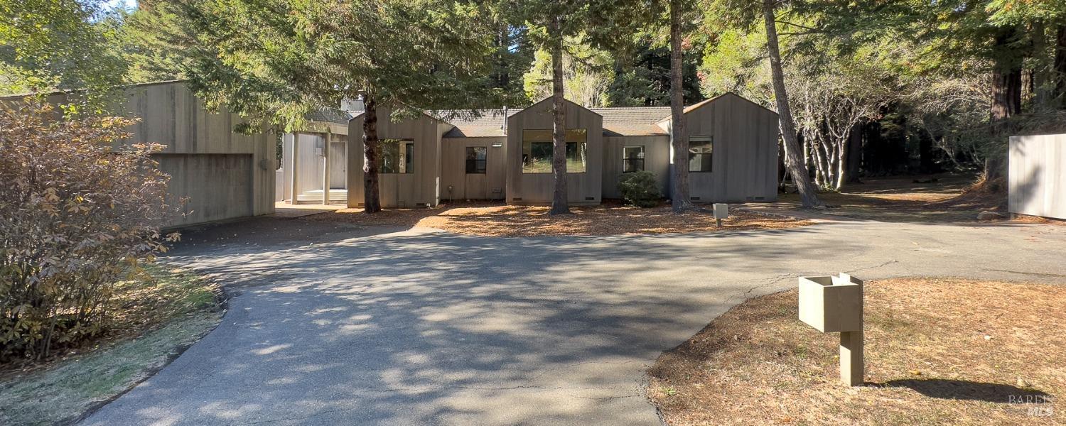 42200-42230 Deer Trail Trl