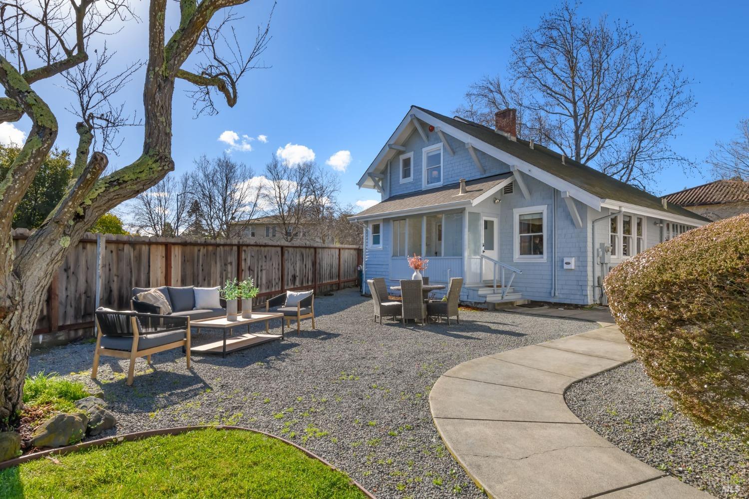 8-10 Keller Street St