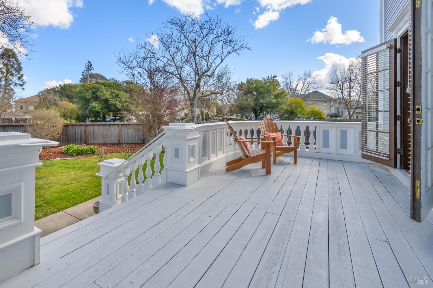 8-10 Keller Street St