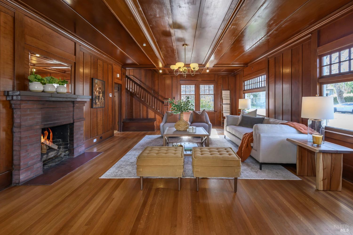 8-10 Keller Street St