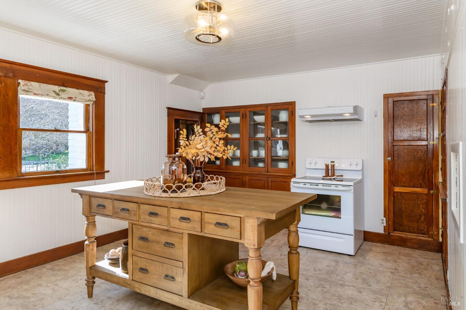 8-10 Keller Street St