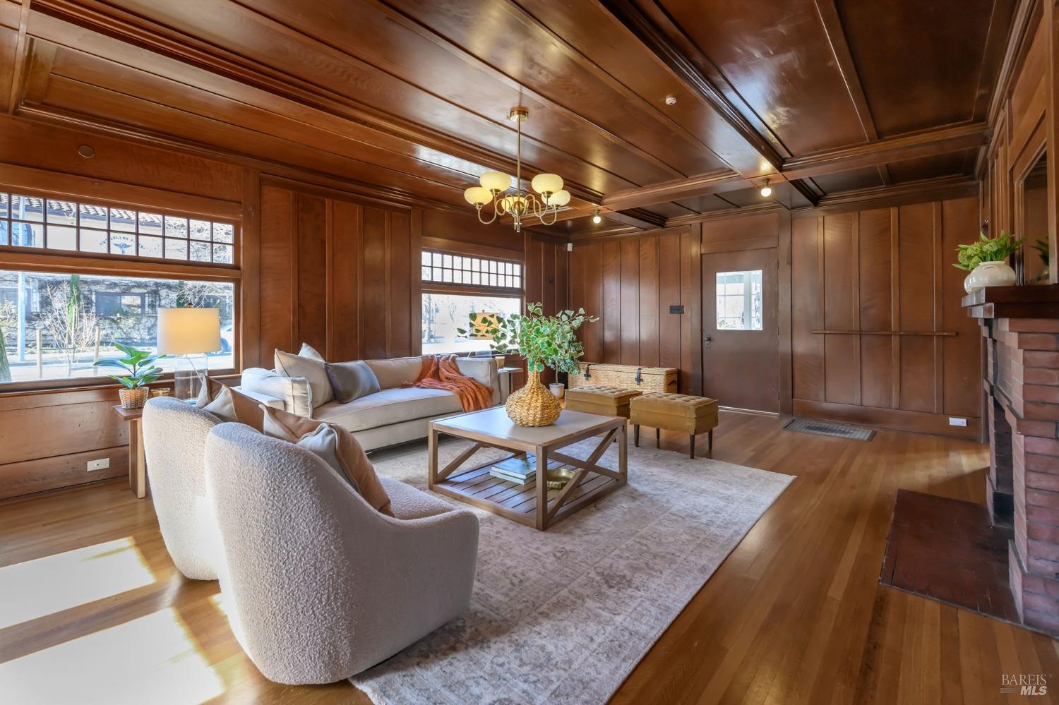 8-10 Keller Street St