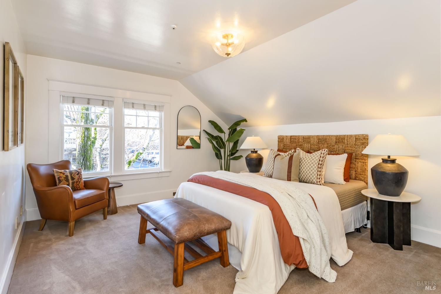 8-10 Keller Street St