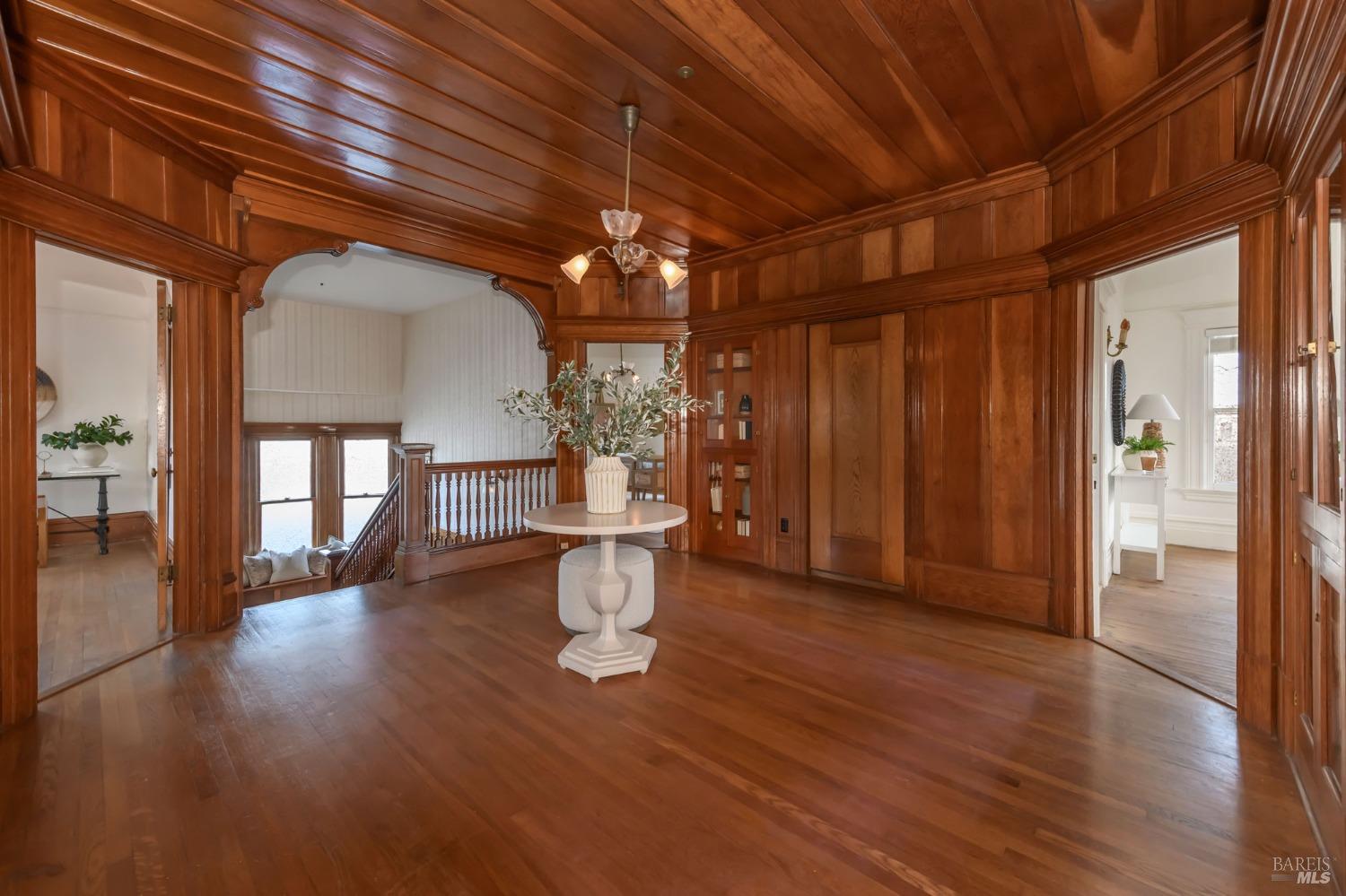 8-10 Keller Street St