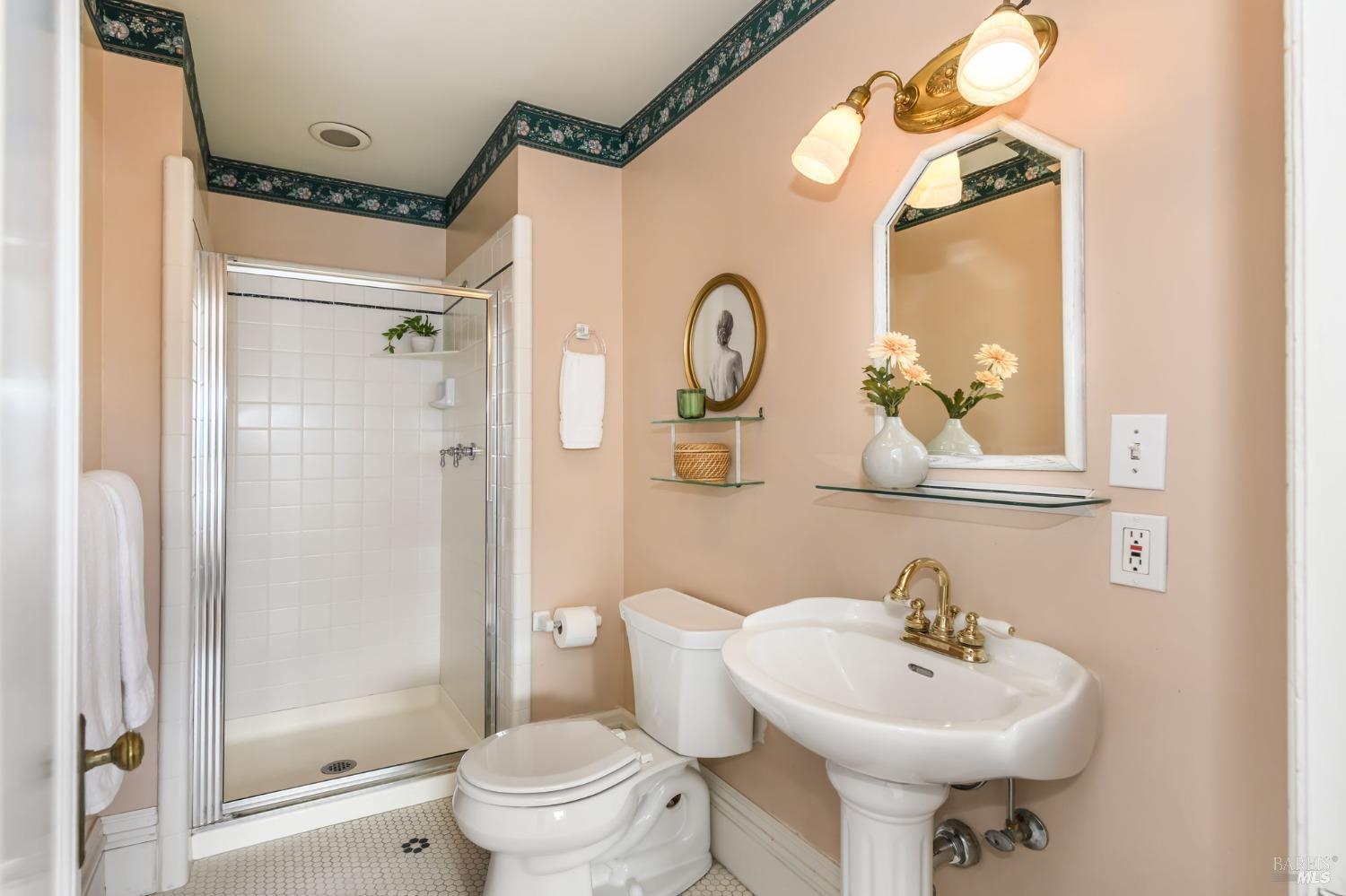 8-10 Keller Street St