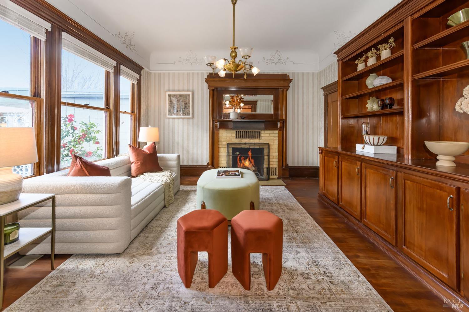 8-10 Keller Street St