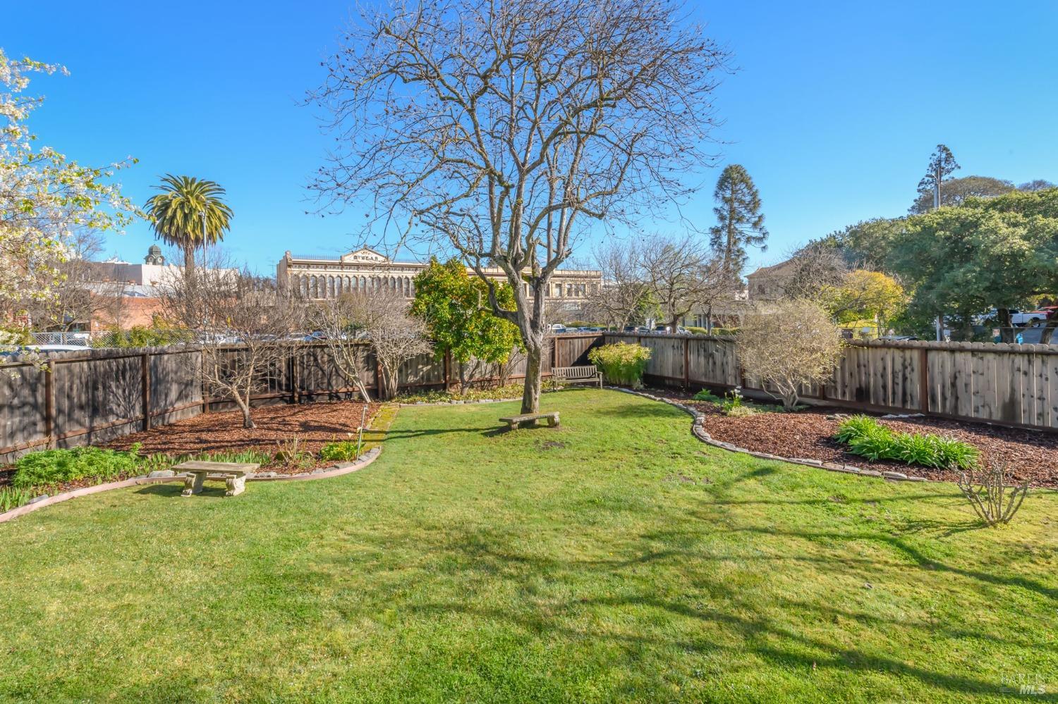 8-10 Keller Street St