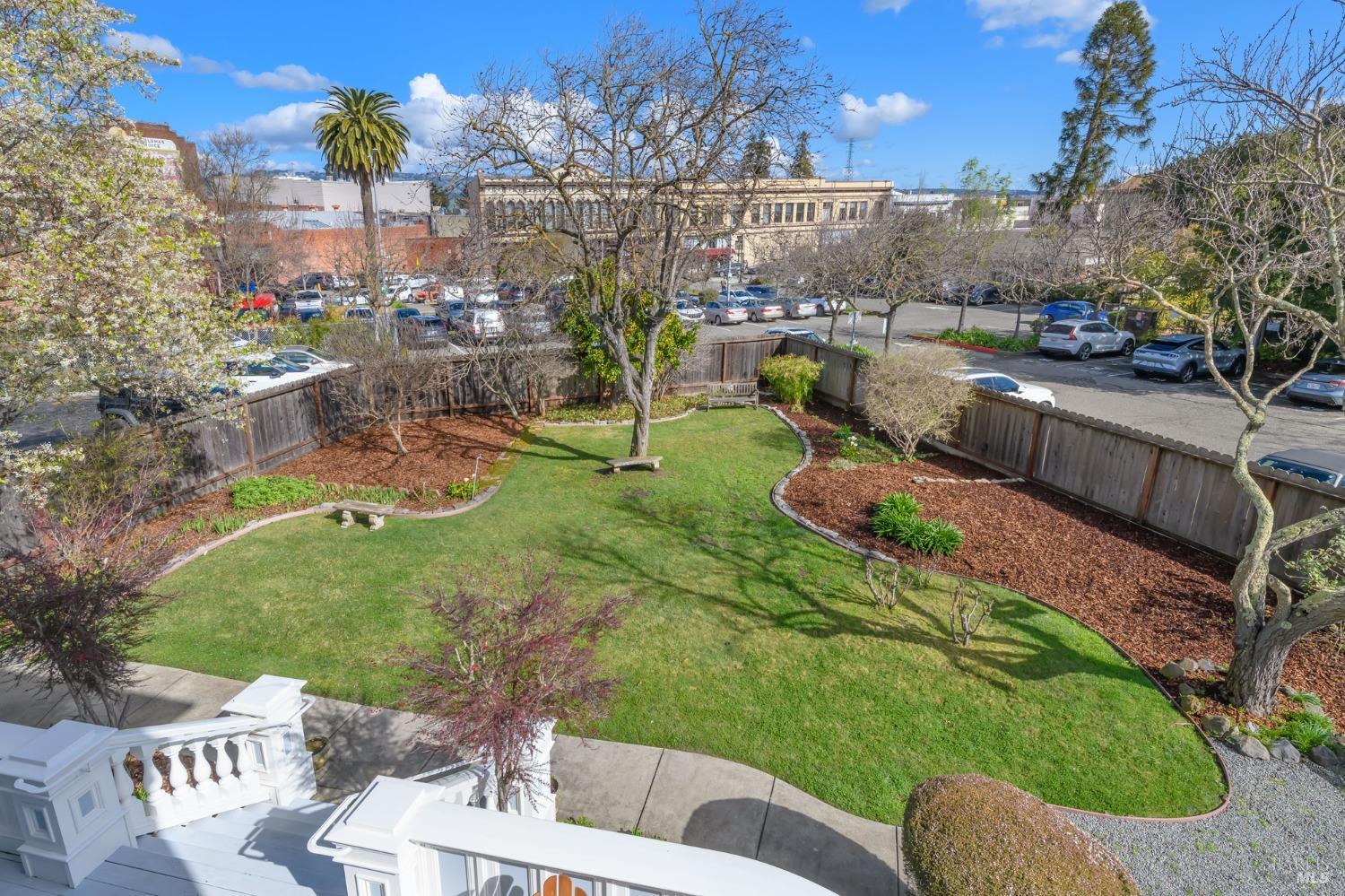 8-10 Keller Street St