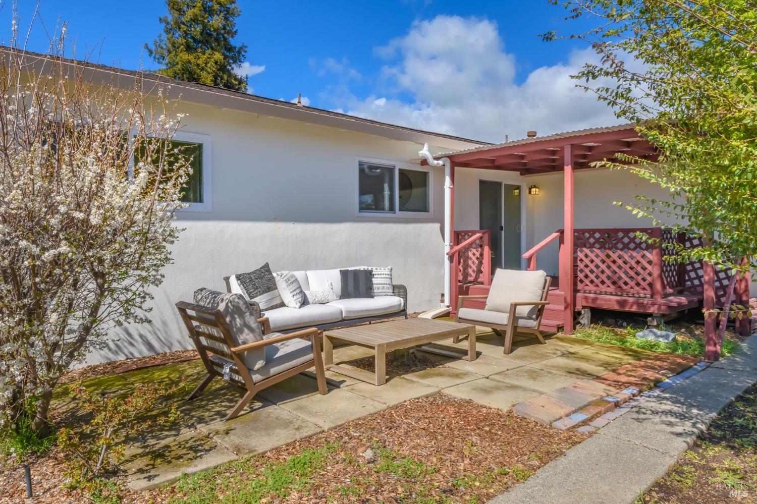 1709 Orinda Ct