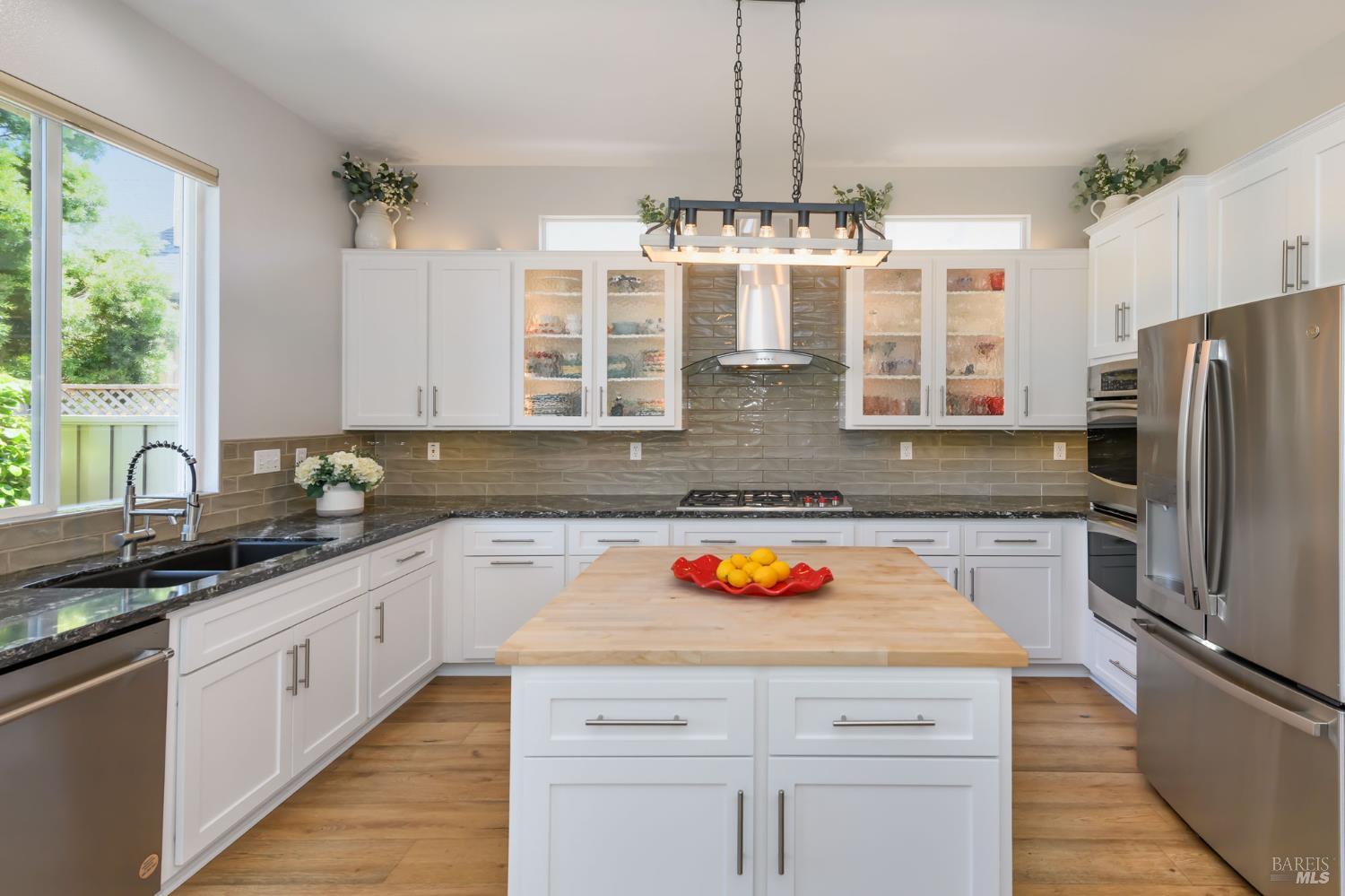 1996 Falcon Ridge Dr