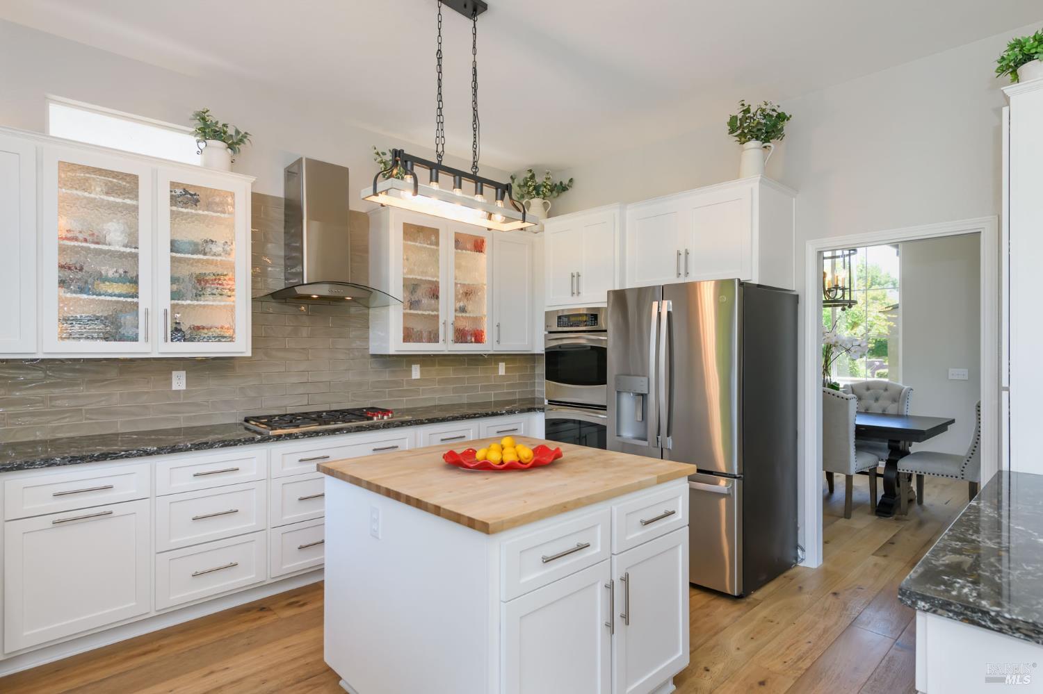 1996 Falcon Ridge Dr