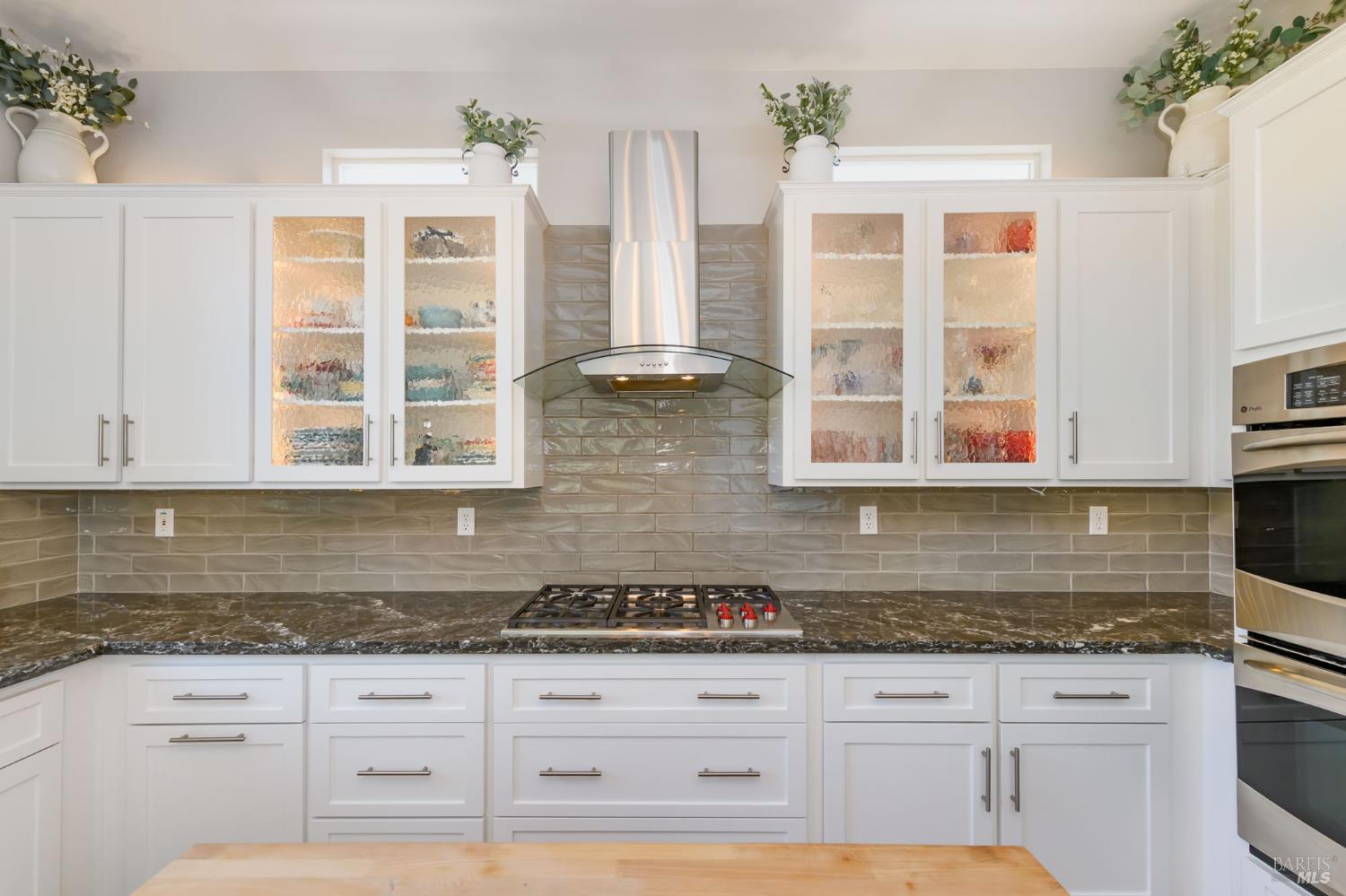 1996 Falcon Ridge Dr