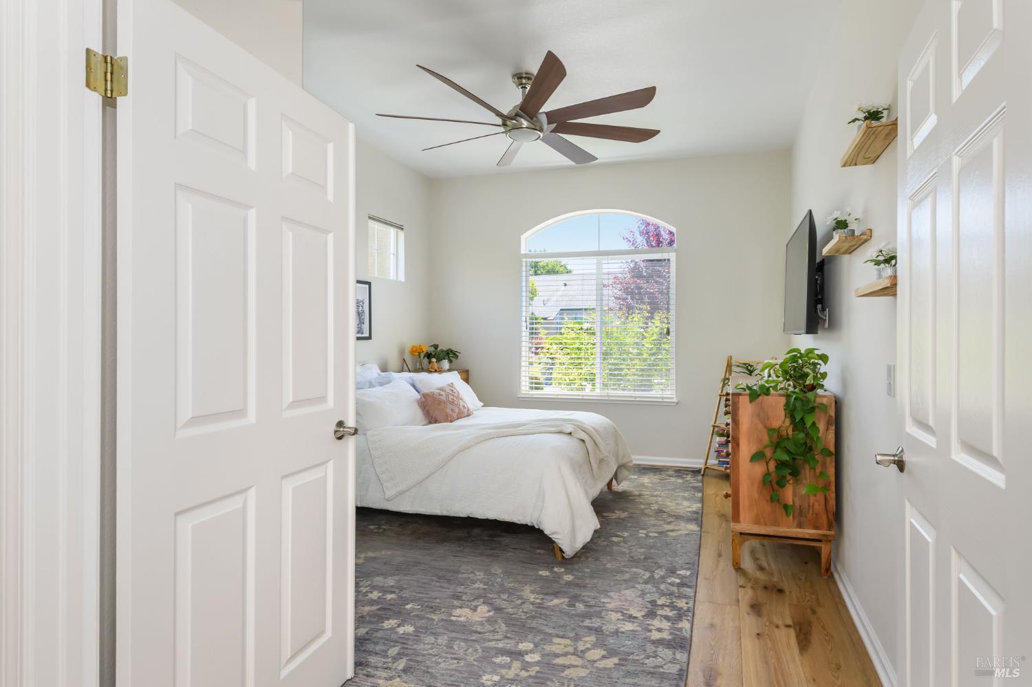 1996 Falcon Ridge Dr