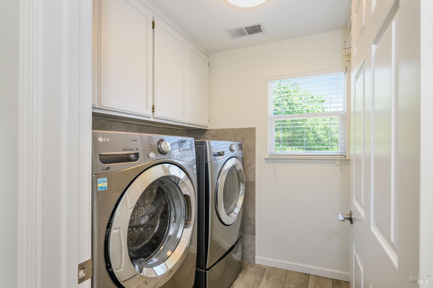 1996 Falcon Ridge Dr