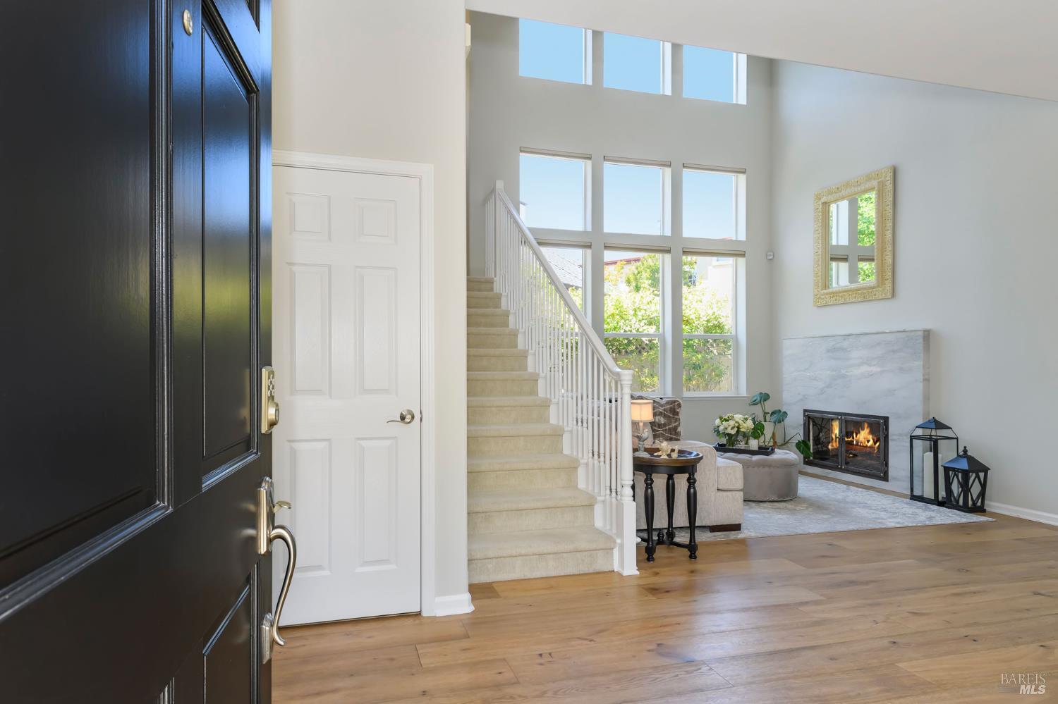 1996 Falcon Ridge Dr