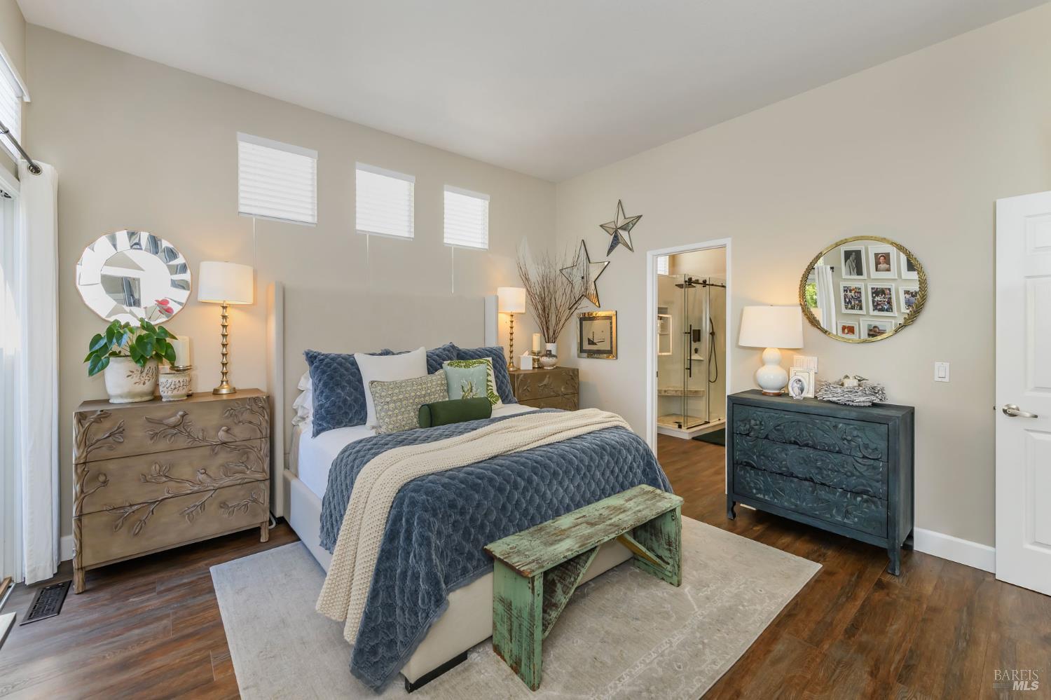 1863 Falcon Ridge Dr