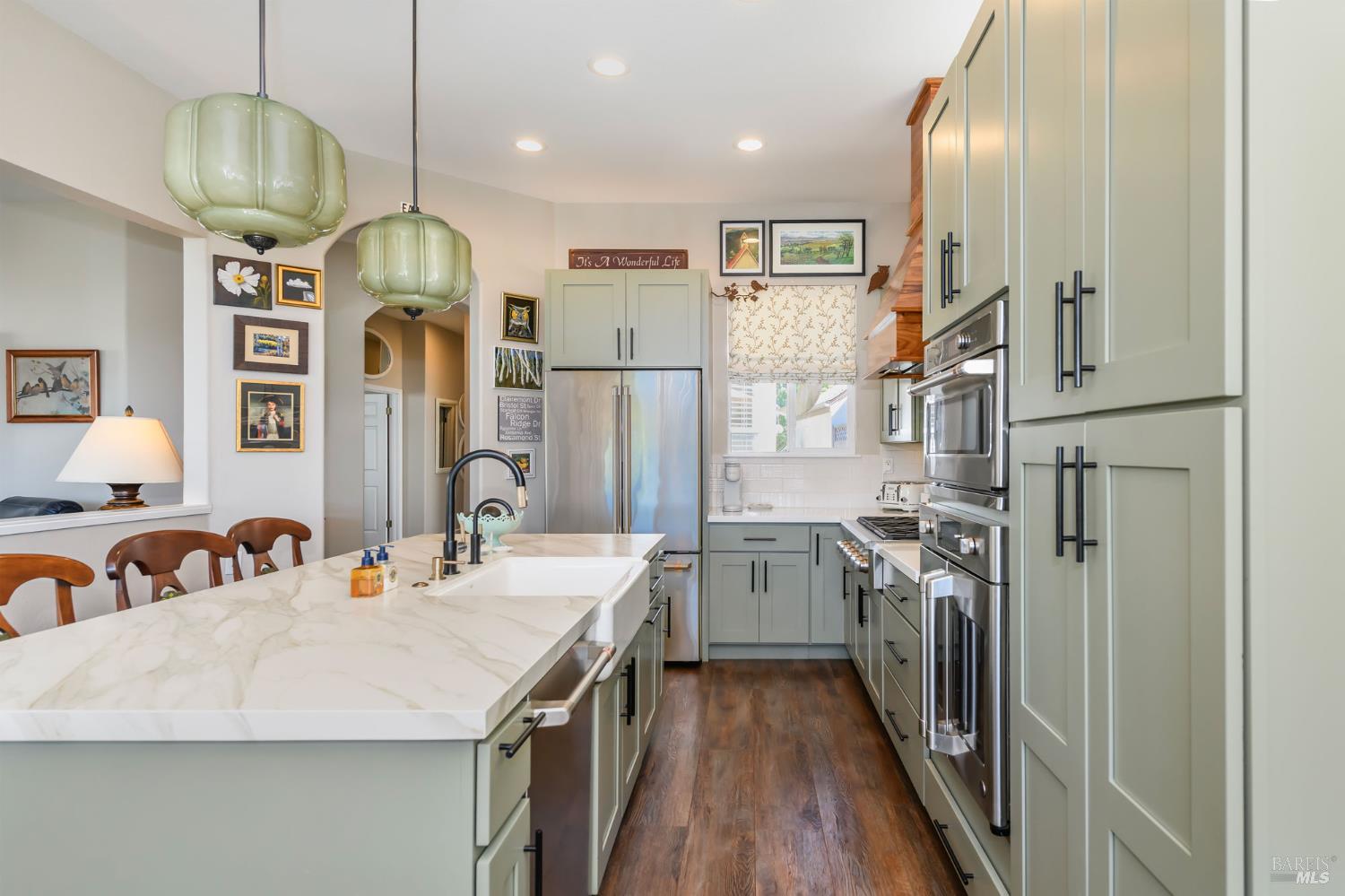 1863 Falcon Ridge Dr