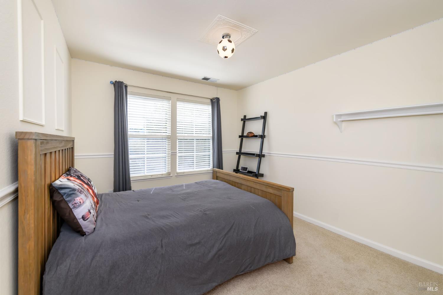 2 Wedgewood Ct