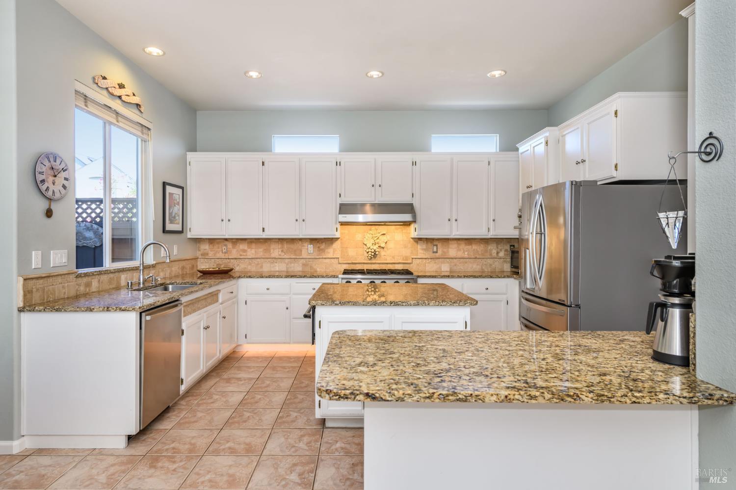 2 Wedgewood Ct