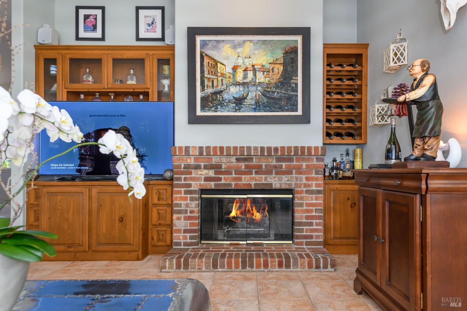 2 Wedgewood Ct