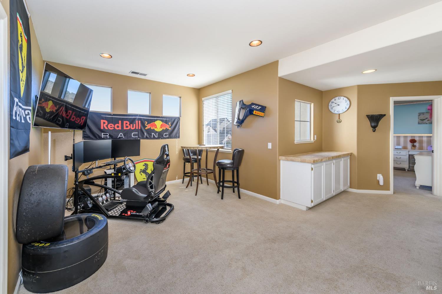 2 Wedgewood Ct