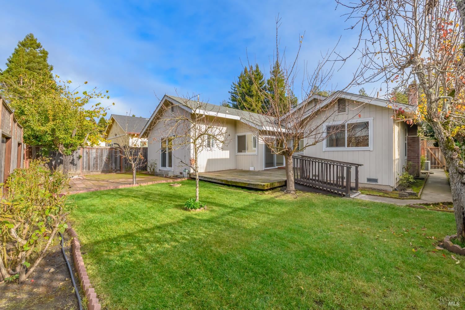 1068 San Francisco Way