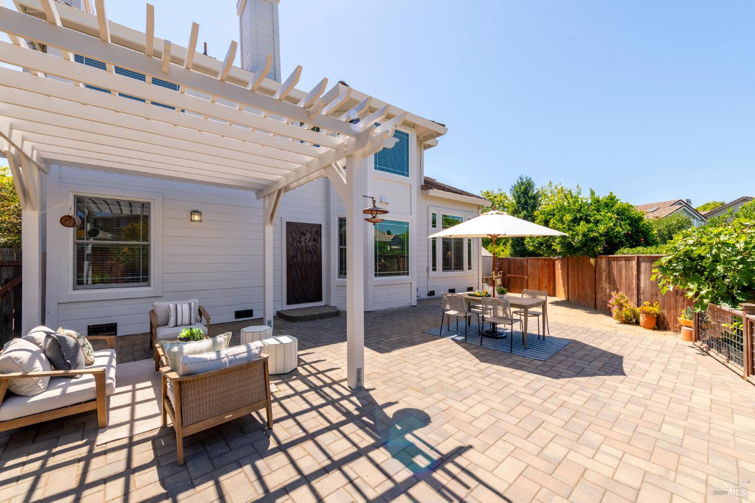 520 Almanor Street