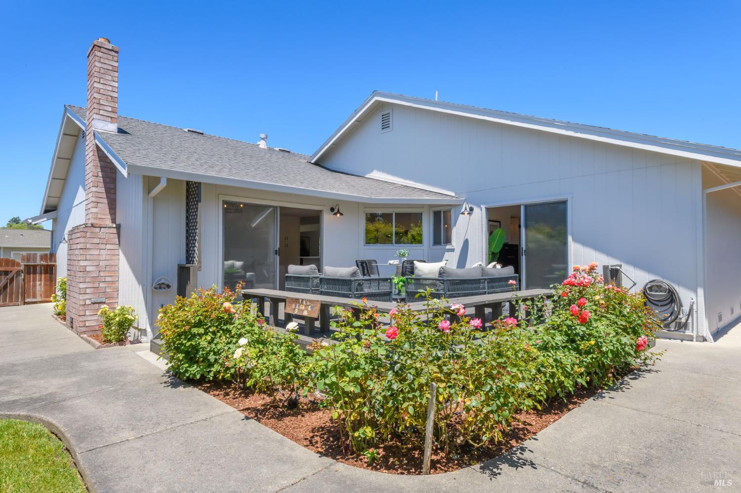 1908 Caulfield Lane