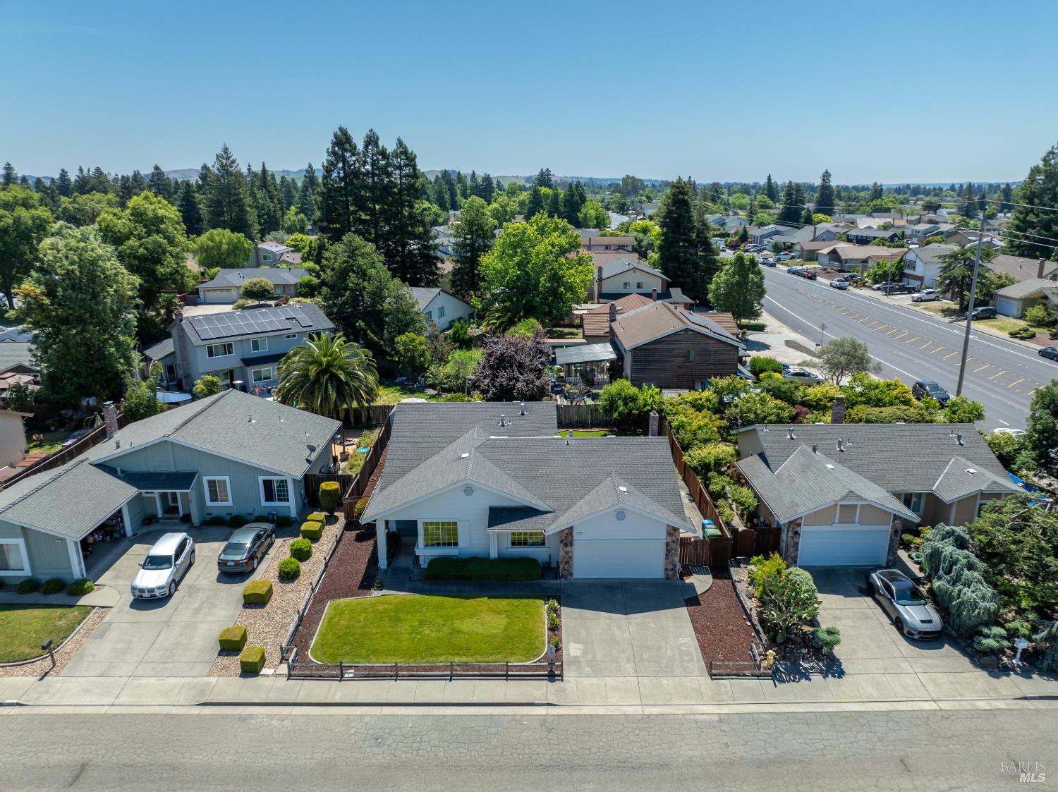 1908 Caulfield Lane