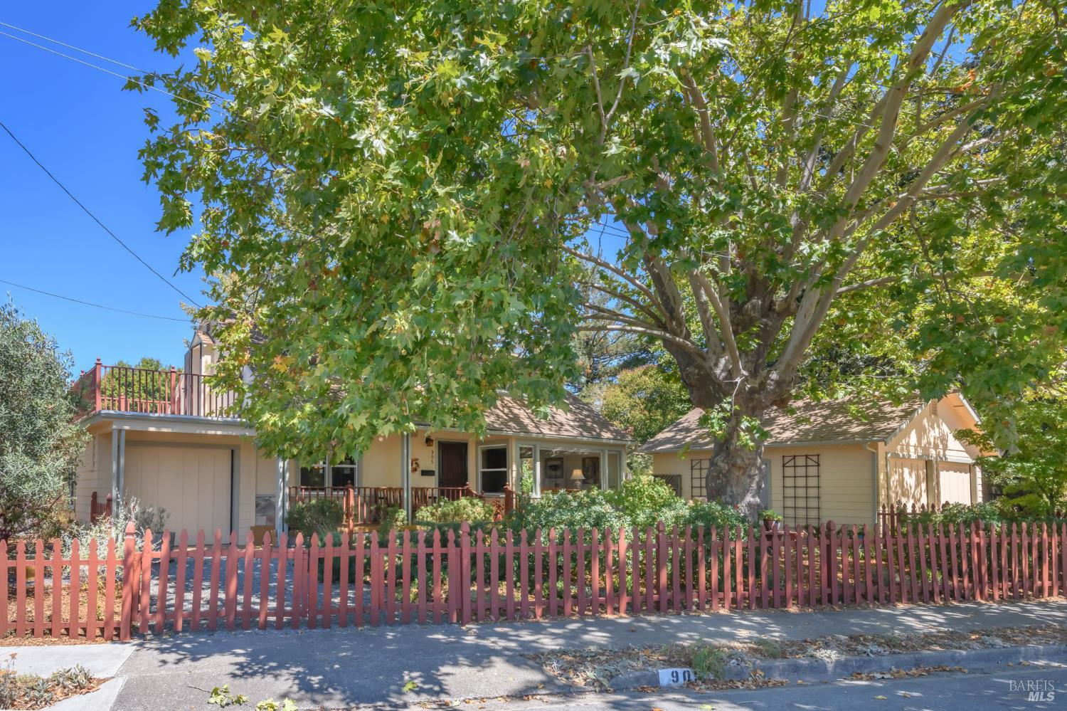 905 Silva Avenue