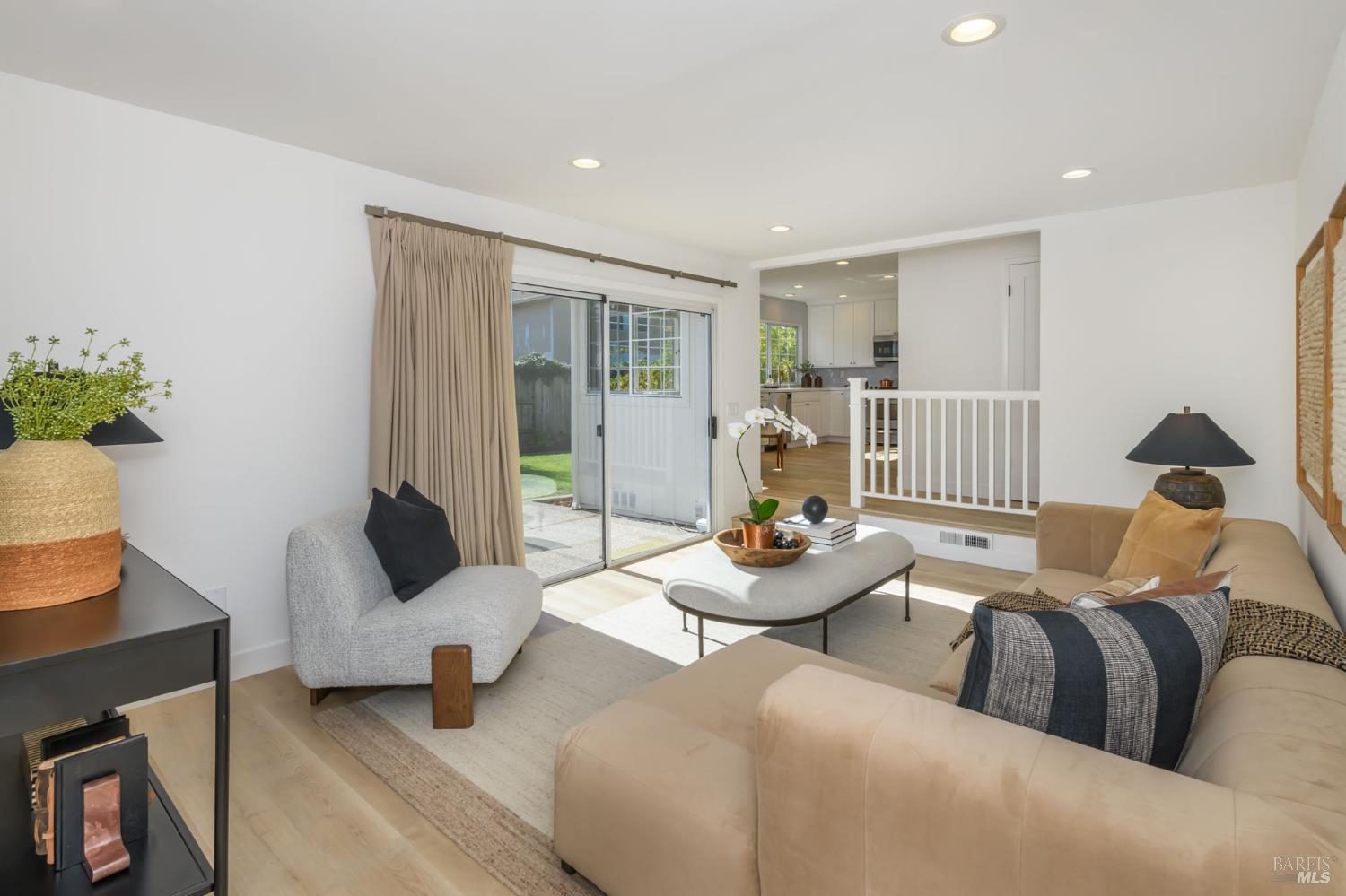1620 Caulfield Lane