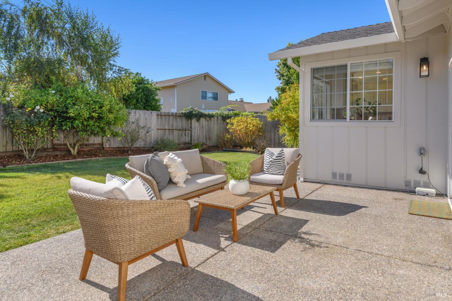 1620 Caulfield Lane